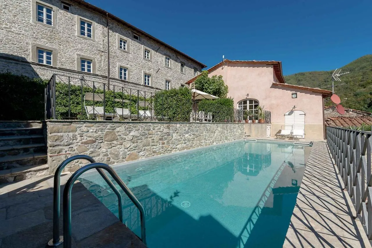 Palazzo Giusti, Understated Luxury With A Welcoming Ambience On The Hills Of Lucca Villa Pescaglia 0*,