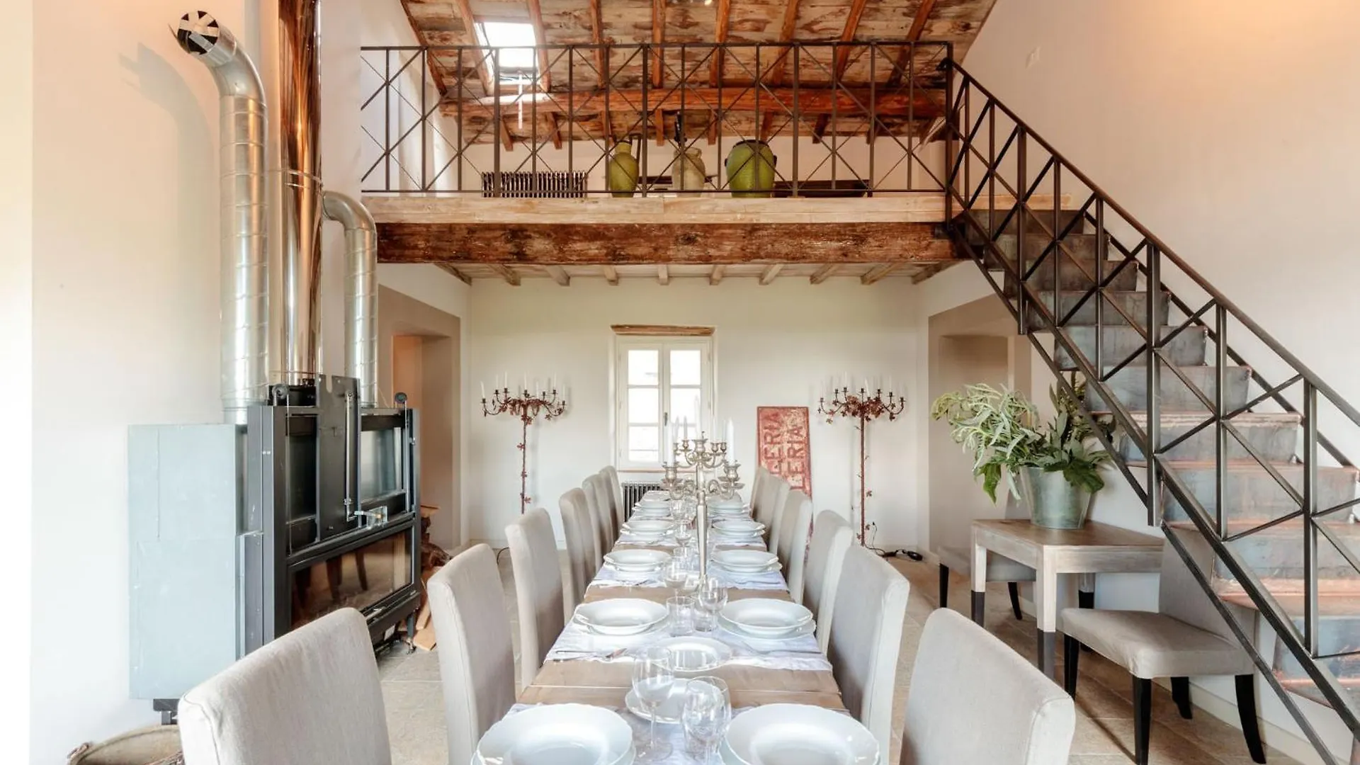 Palazzo Giusti, Understated Luxury With A Welcoming Ambience On The Hills Of Lucca Villa Pescaglia
