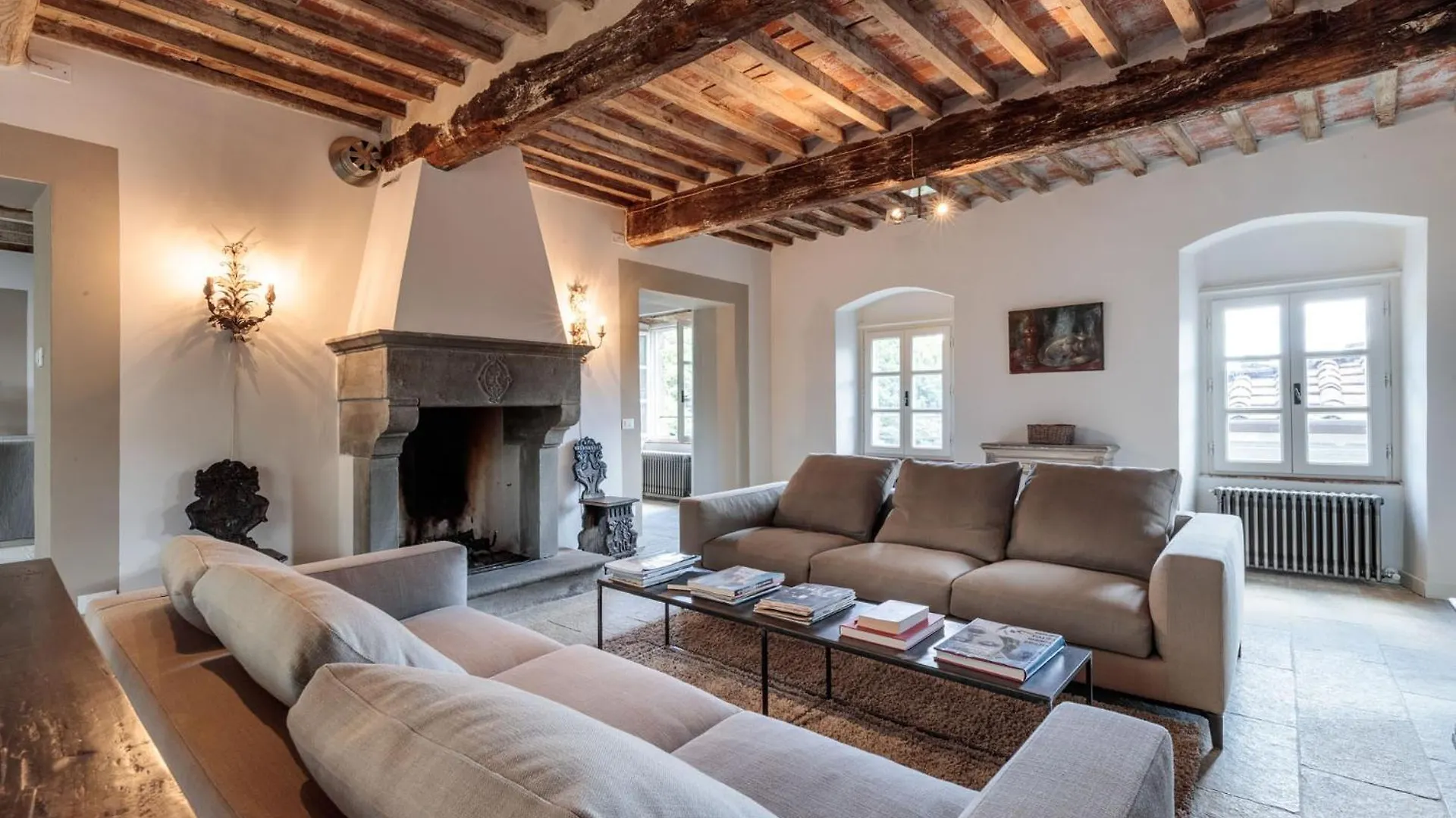 Palazzo Giusti, Understated Luxury With A Welcoming Ambience On The Hills Of Lucca Villa Pescaglia