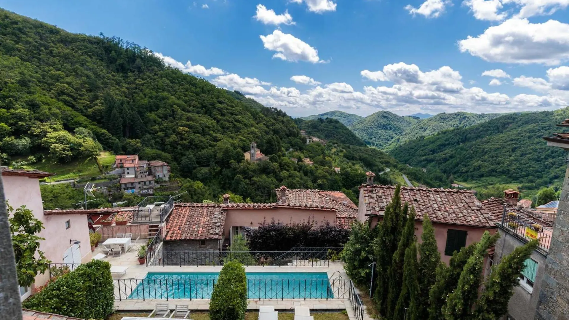 Palazzo Giusti, Understated Luxury With A Welcoming Ambience On The Hills Of Lucca Villa Pescaglia 0*,  Italy