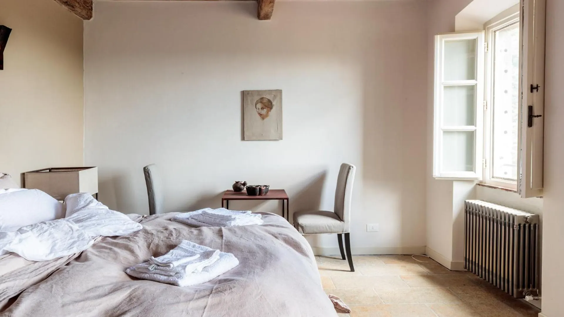 Palazzo Giusti, Understated Luxury With A Welcoming Ambience On The Hills Of Lucca Villa Pescaglia