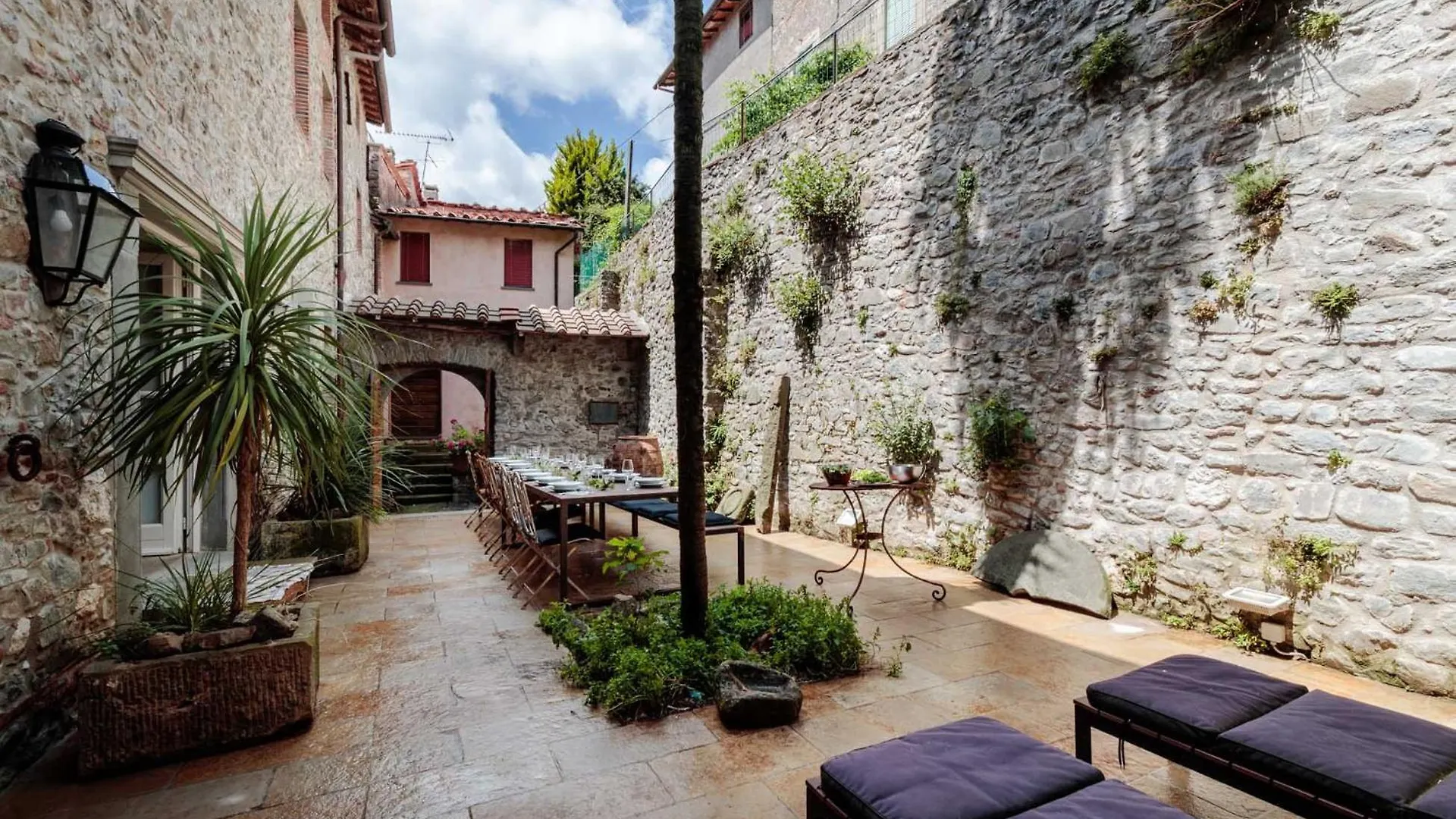 Palazzo Giusti, Understated Luxury With A Welcoming Ambience On The Hills Of Lucca Villa Pescaglia 0*,