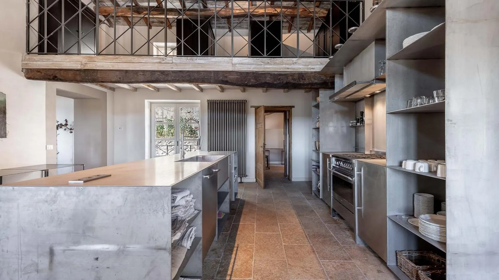 Palazzo Giusti, Understated Luxury With A Welcoming Ambience On The Hills Of Lucca Villa Pescaglia
