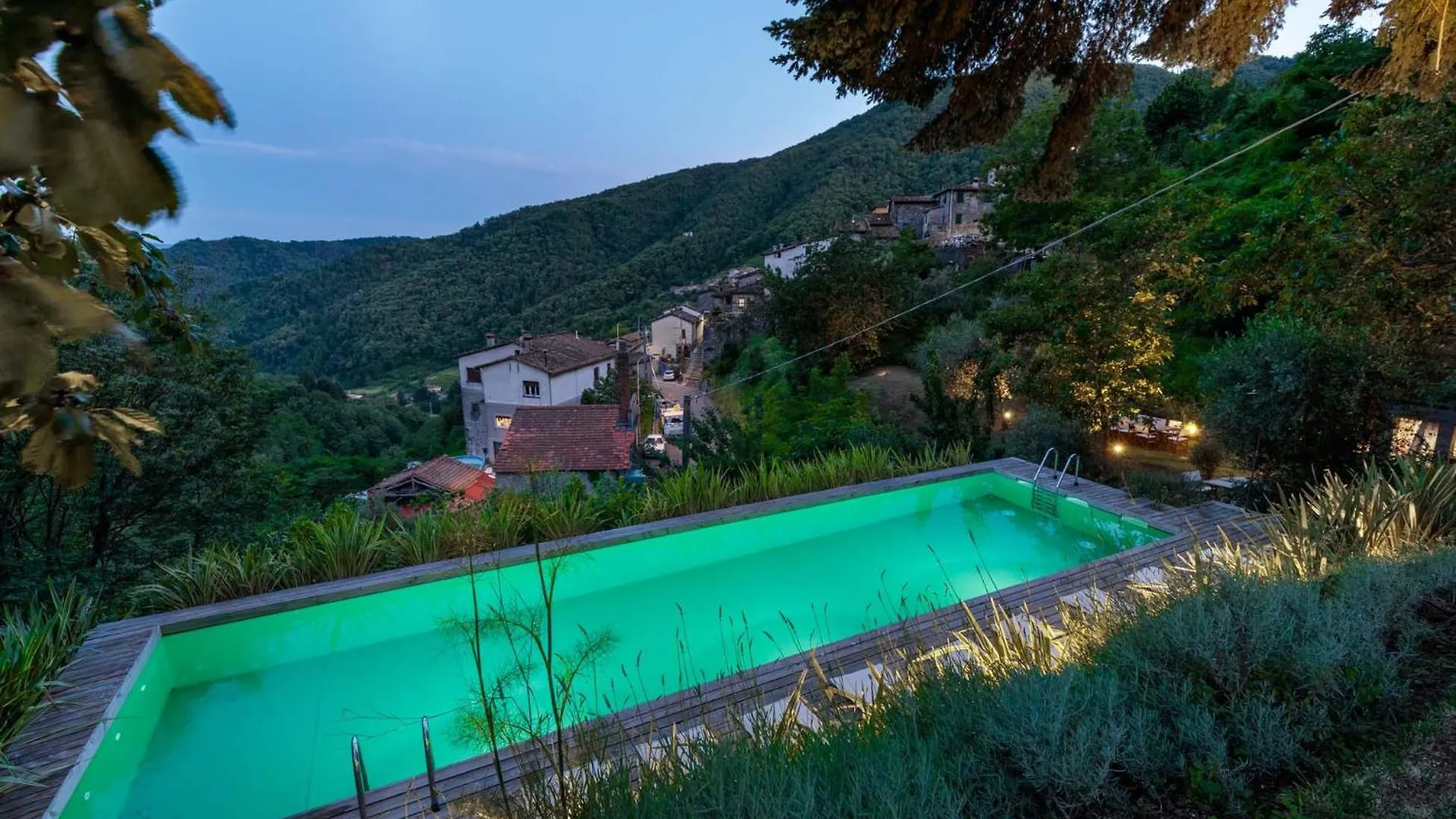 Palazzo Giusti, Understated Luxury With A Welcoming Ambience On The Hills Of Lucca Villa Pescaglia 0*,