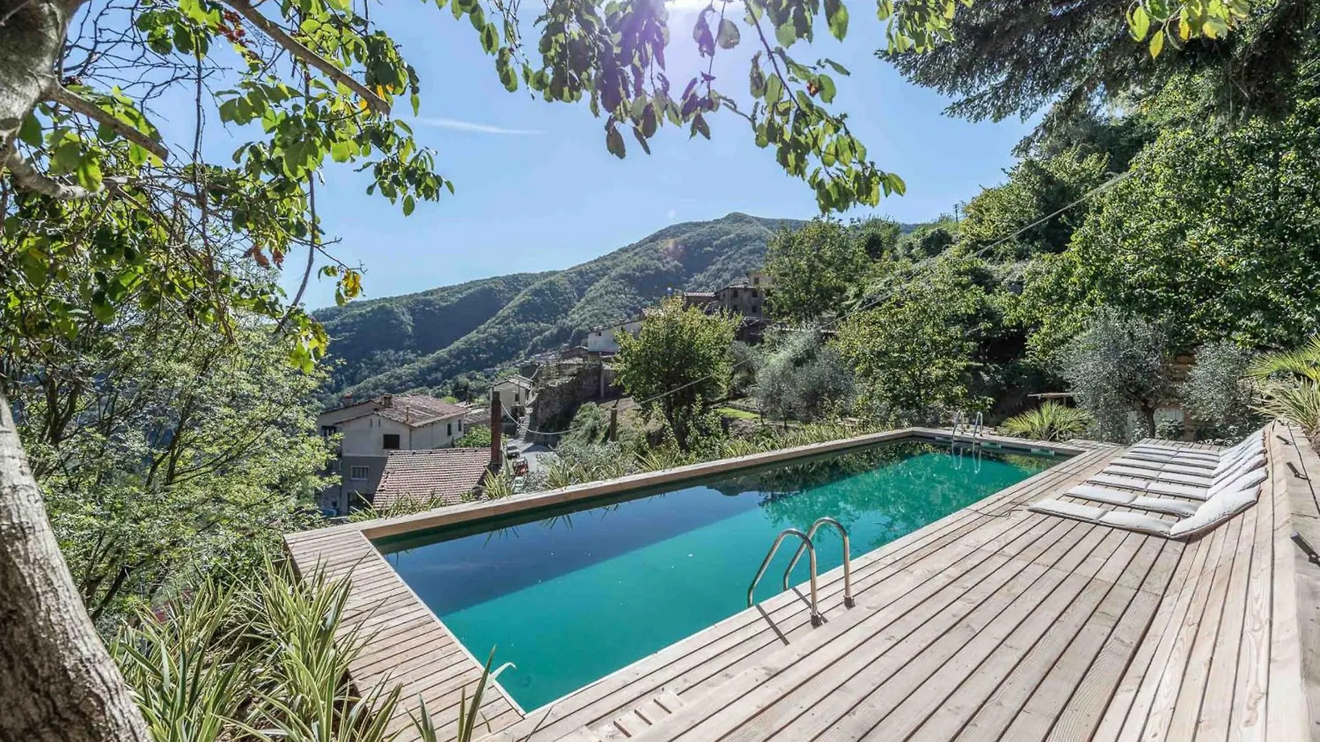Palazzo Giusti, Understated Luxury With A Welcoming Ambience On The Hills Of Lucca Villa Pescaglia